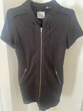 Linq Black Zip-Front Short Sleeve Tunic